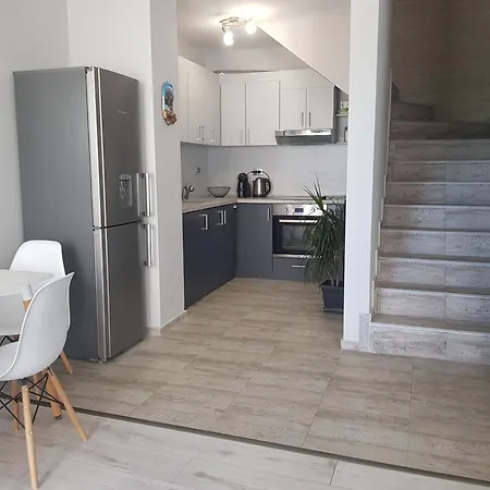 1bd Maisonette Near Sea Garden Asparuhovo شقة *